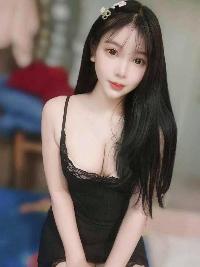 肦